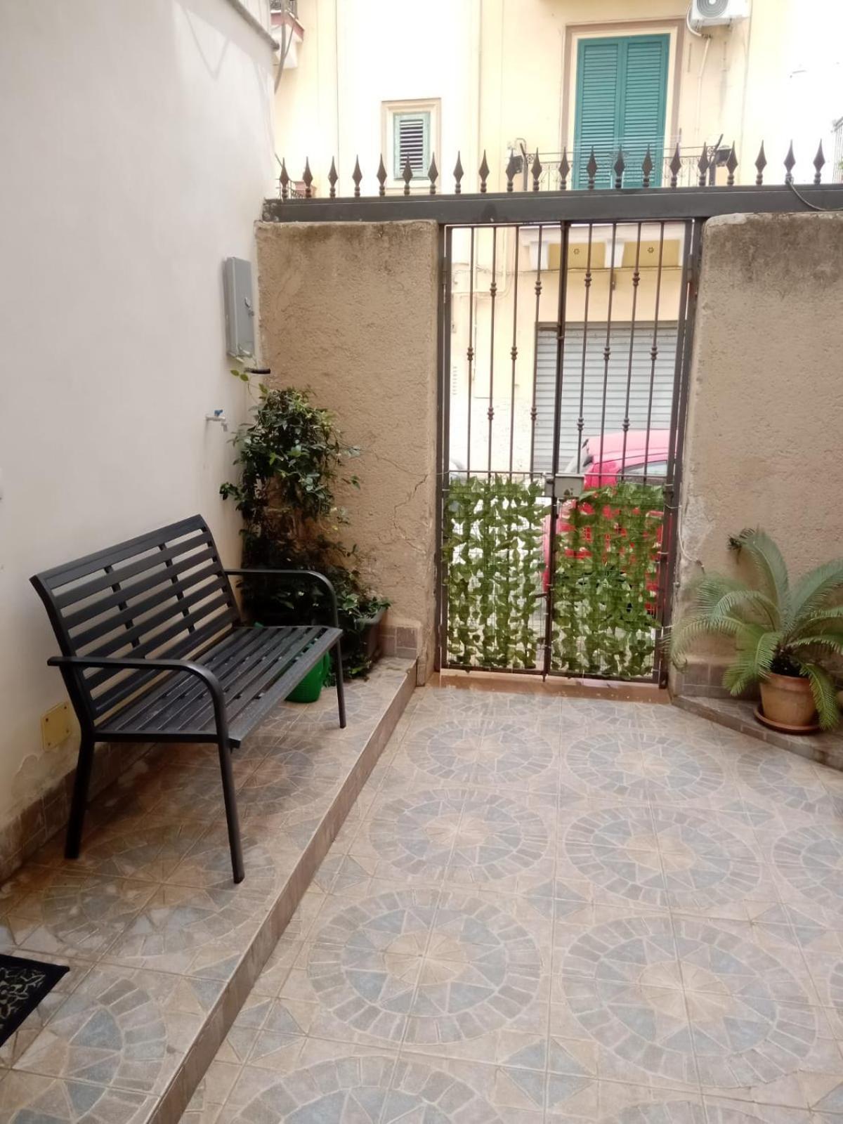 Davide Guest House Palermo Bagian luar foto